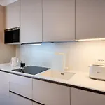 Elegant & Modern 4bedroom In Apartmán *