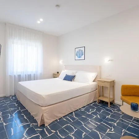 Διαμέρισμα Elegant & Modern 4bedroom In