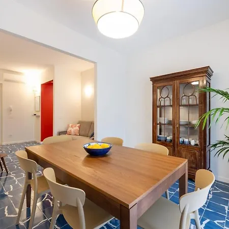Elegant & Modern 4bedroom In Διαμέρισμα