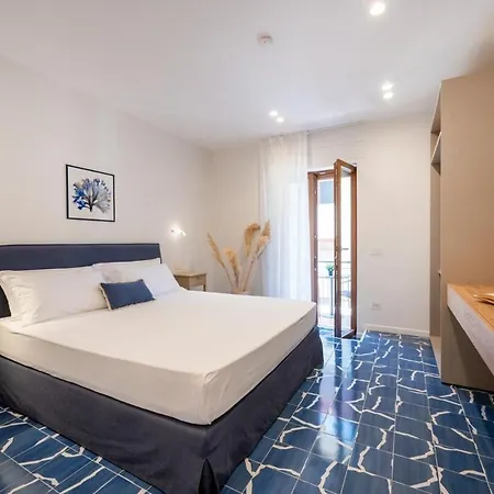 Διαμέρισμα Elegant & Modern 4bedroom In